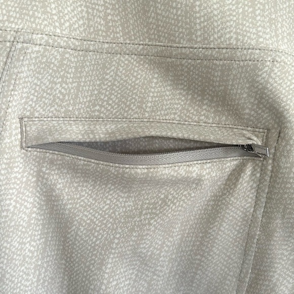 NWOT ATHLETA Delancey Skyline Tight Textured Cream Braiden Size Medium #736626 - Picture 10 of 10